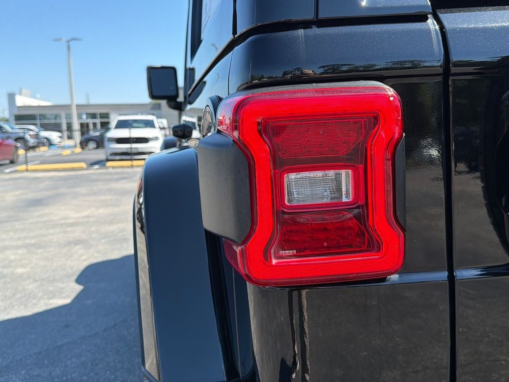 2020 Jeep Wrangler Unlimited Sahara High Altitude