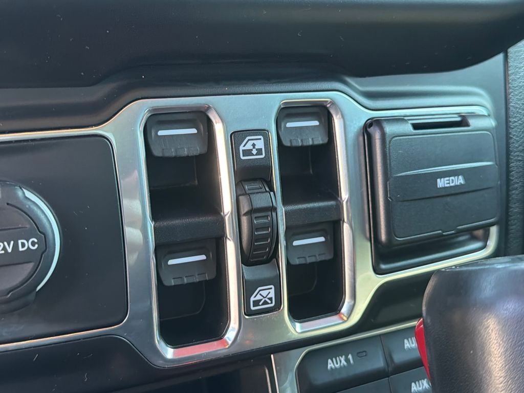 2020 Jeep Wrangler Unlimited Sahara High Altitude
