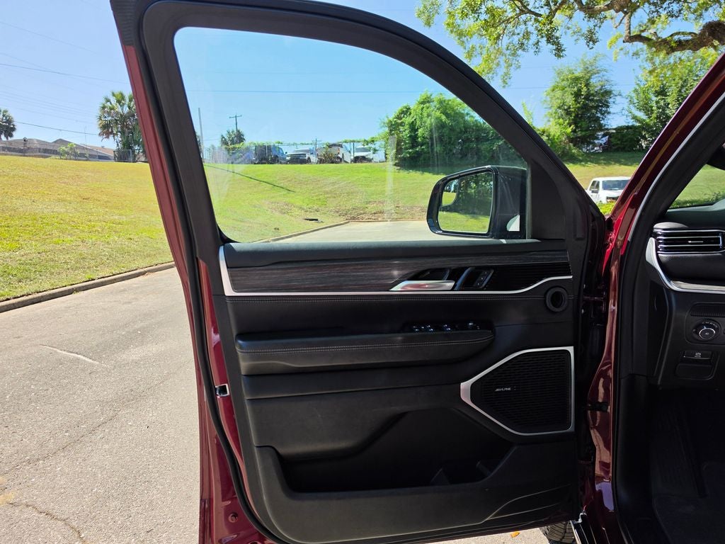 2023 Jeep Wagoneer L Series II