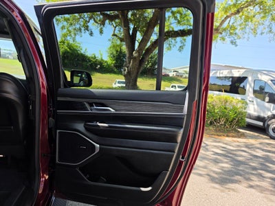 2023 Jeep Wagoneer L Series II