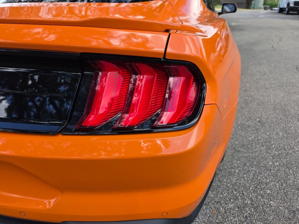2021 Ford Mustang GT COUPE