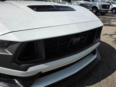2026 Ford Mustang Dark Horse