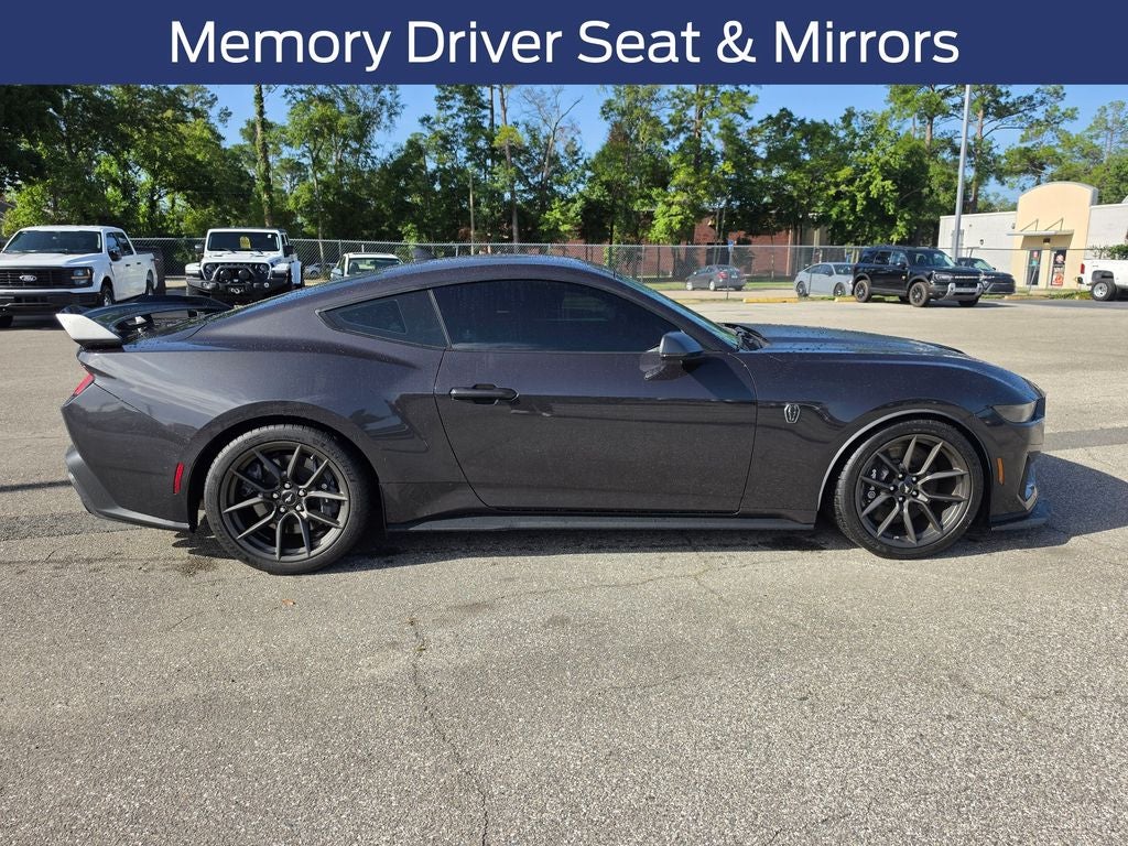 2024 Ford Mustang Dark Horse
