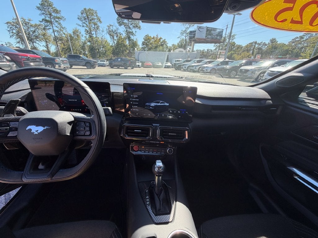 2025 Ford Mustang EcoBoost