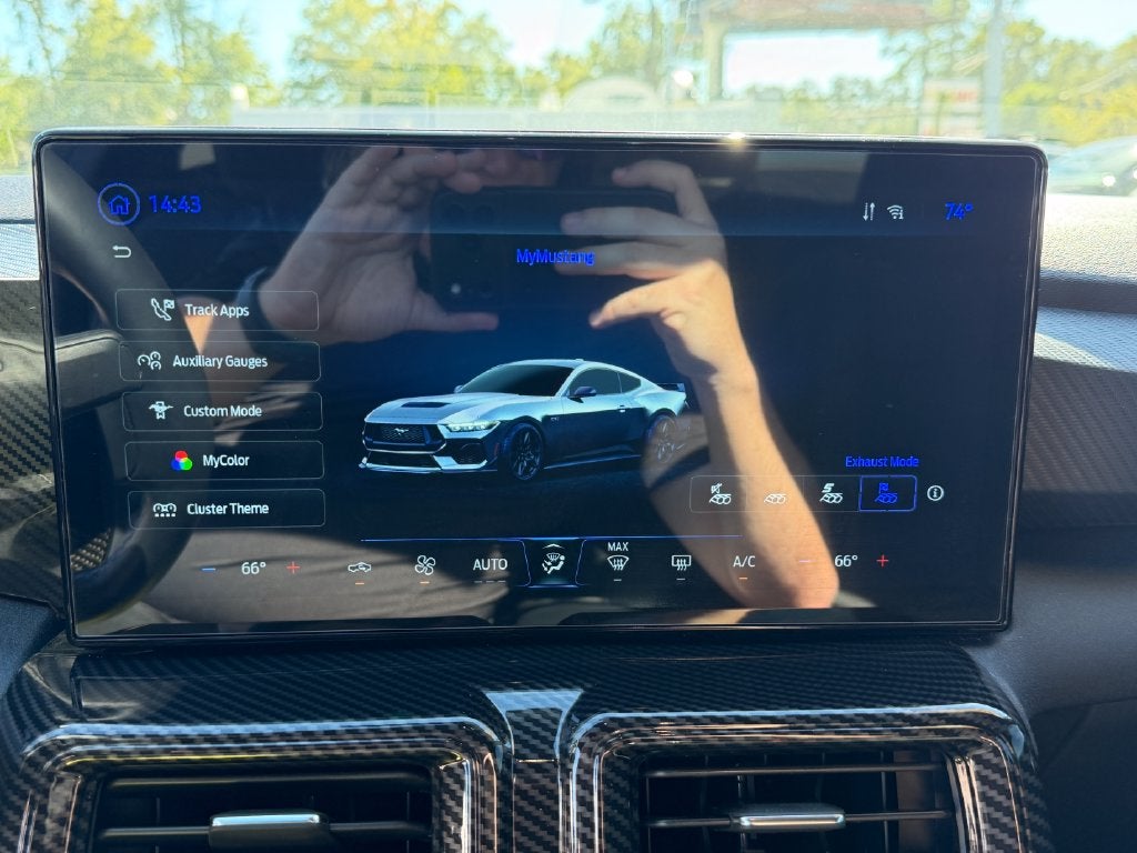 2025 Ford Mustang EcoBoost
