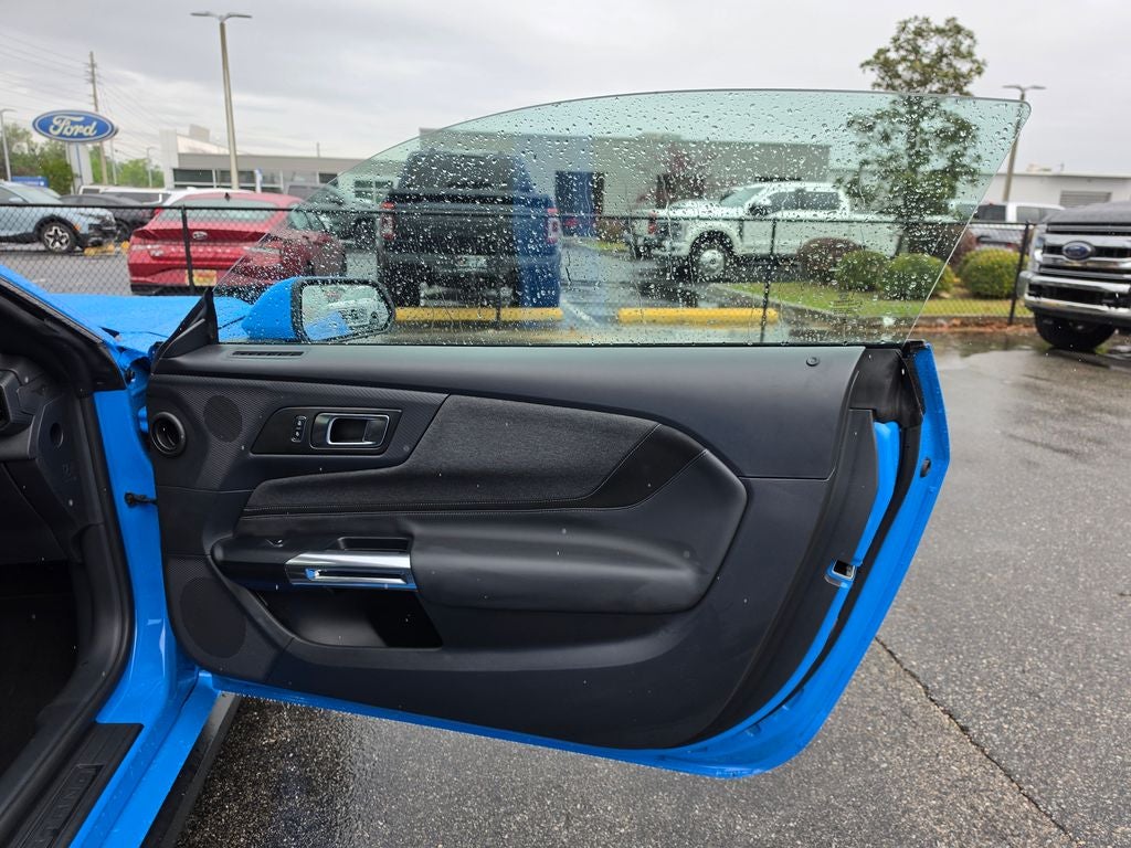 2025 Ford Mustang EcoBoost