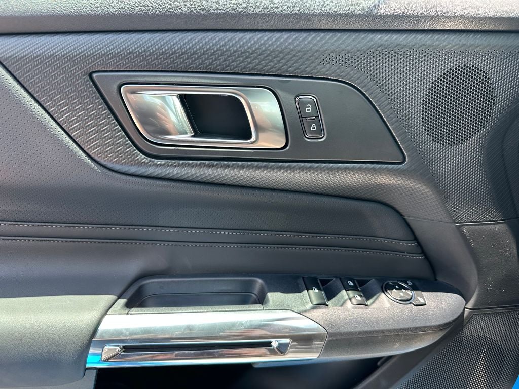 2025 Ford Mustang EcoBoost Premium