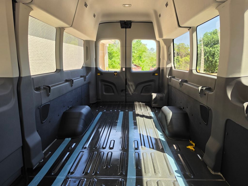 2025 Ford Transit-350 XLT