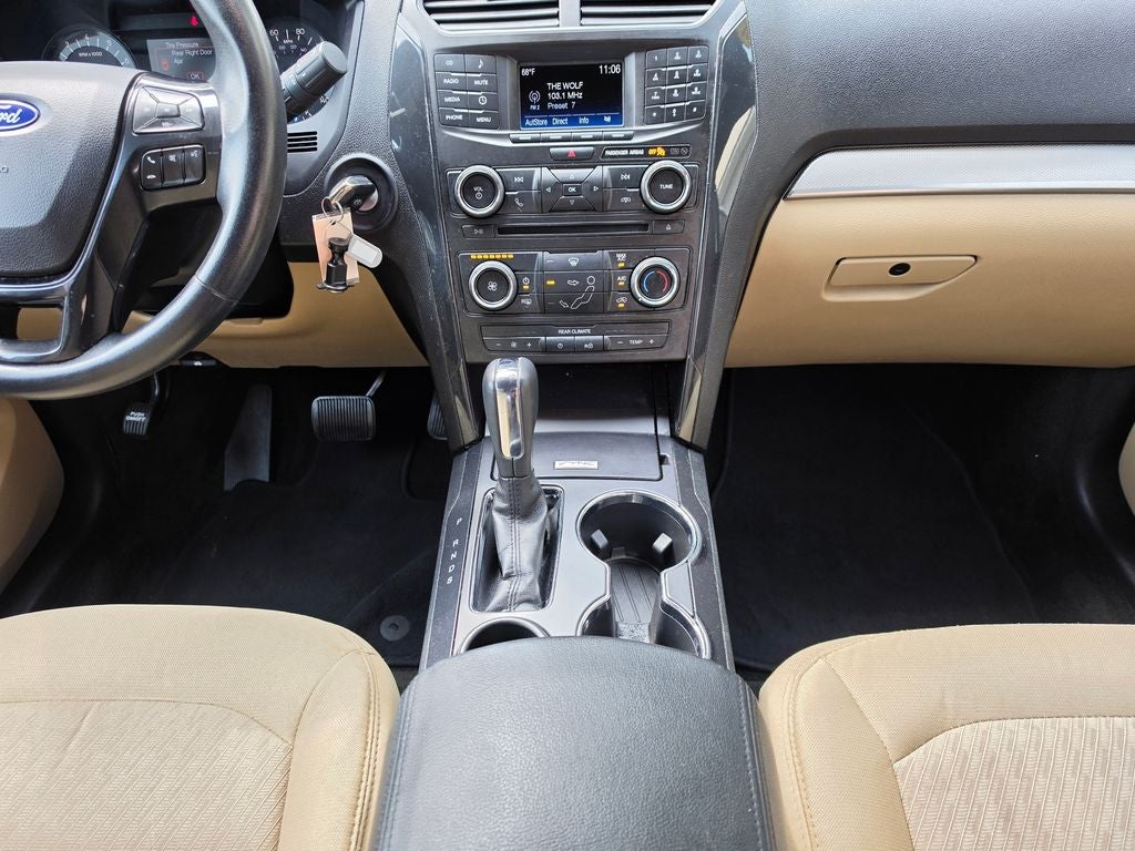 2017 Ford Explorer Base