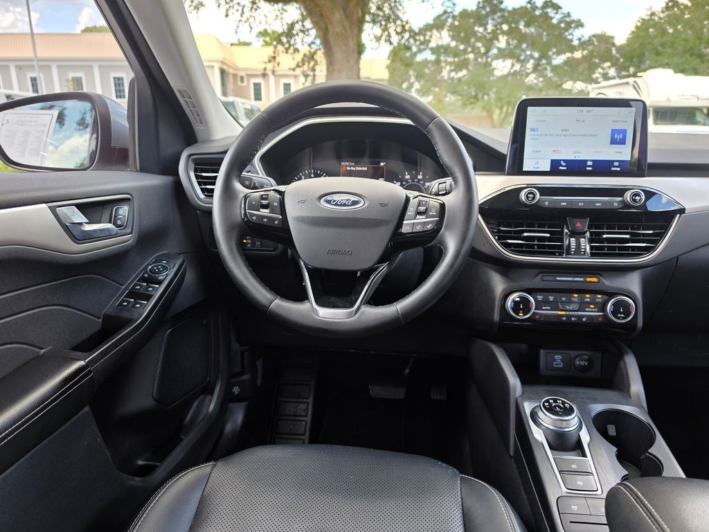 2022 Ford Escape SEL