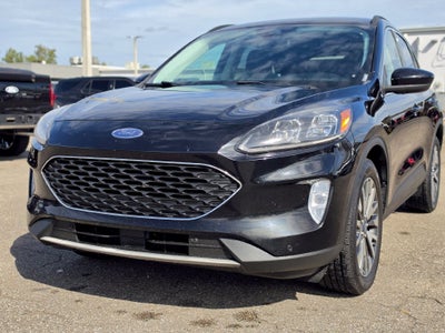 2022 Ford Escape Hybrid Titanium