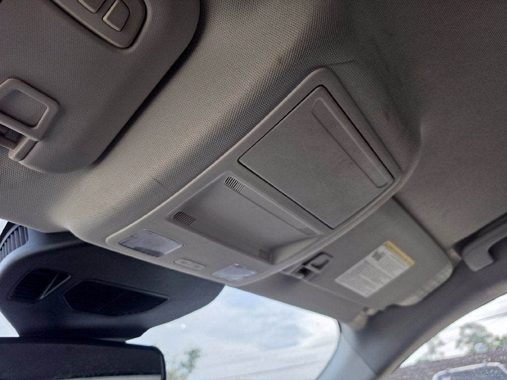 2022 Ford Escape Hybrid Titanium