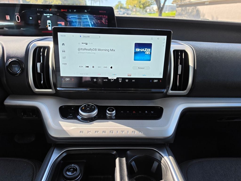 2025 Ford Expedition Active