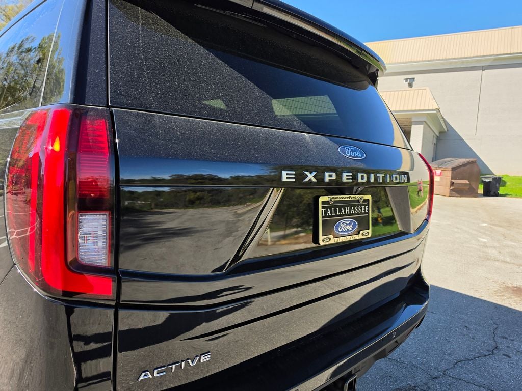 2025 Ford Expedition Active