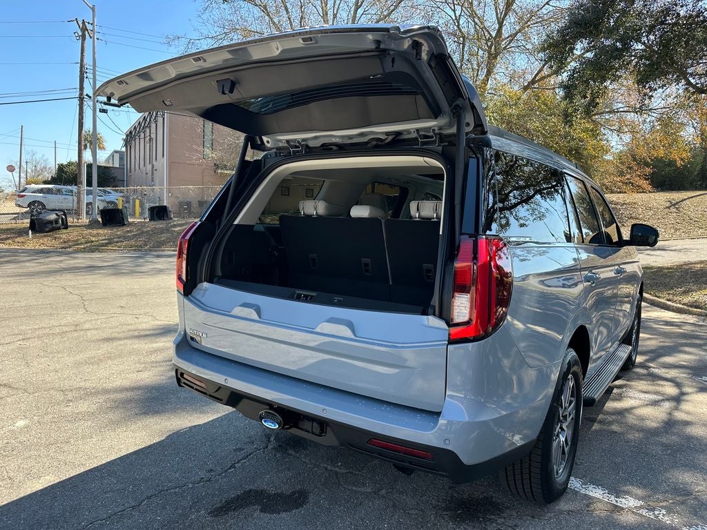 2026 Ford Expedition Active