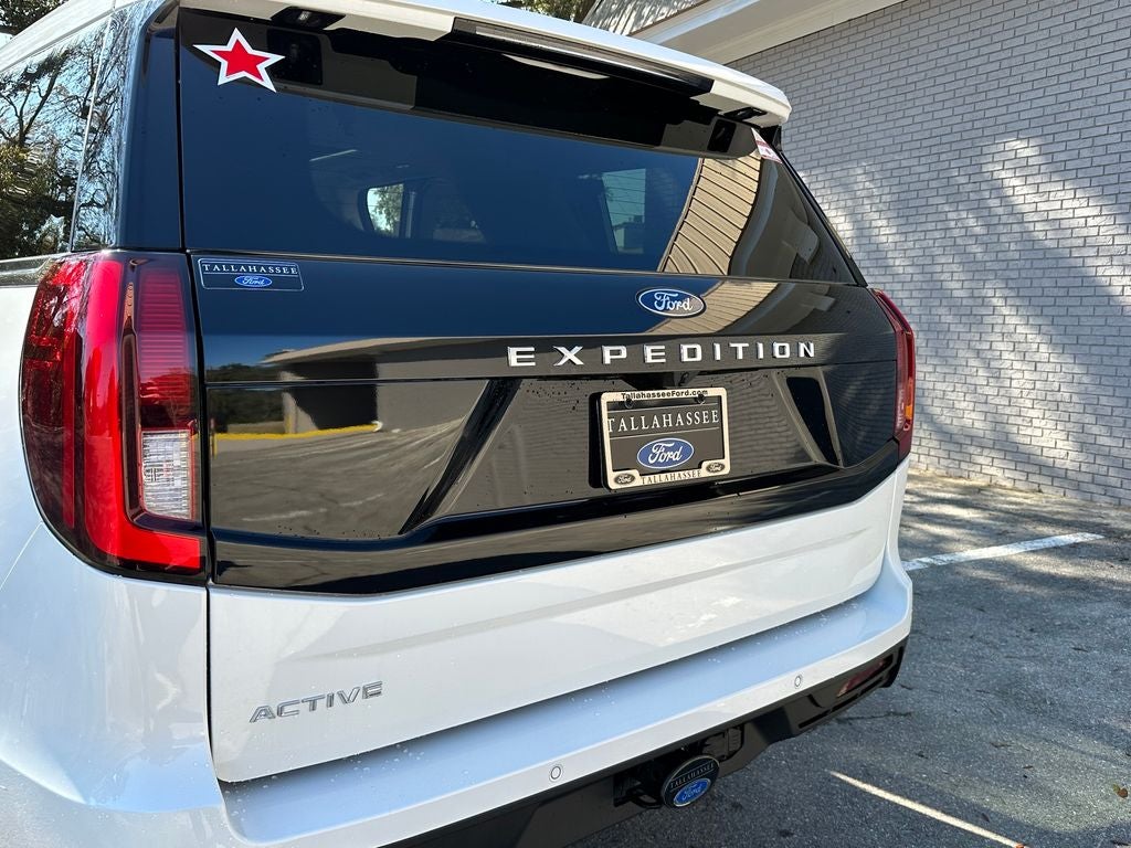 2025 Ford Expedition Active
