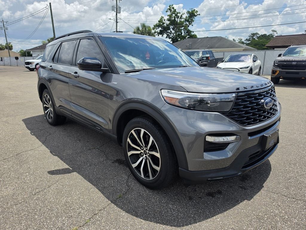 2023 Ford Explorer ST-Line