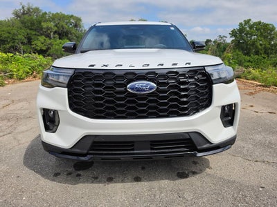 2025 Ford Explorer ST-Line