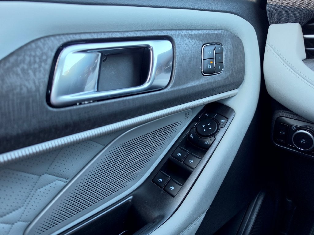 2027 Ford Explorer Platinum