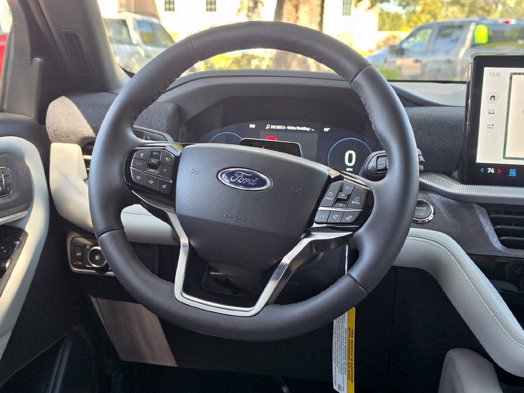2027 Ford Explorer Platinum