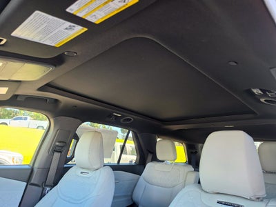2027 Ford Explorer Platinum