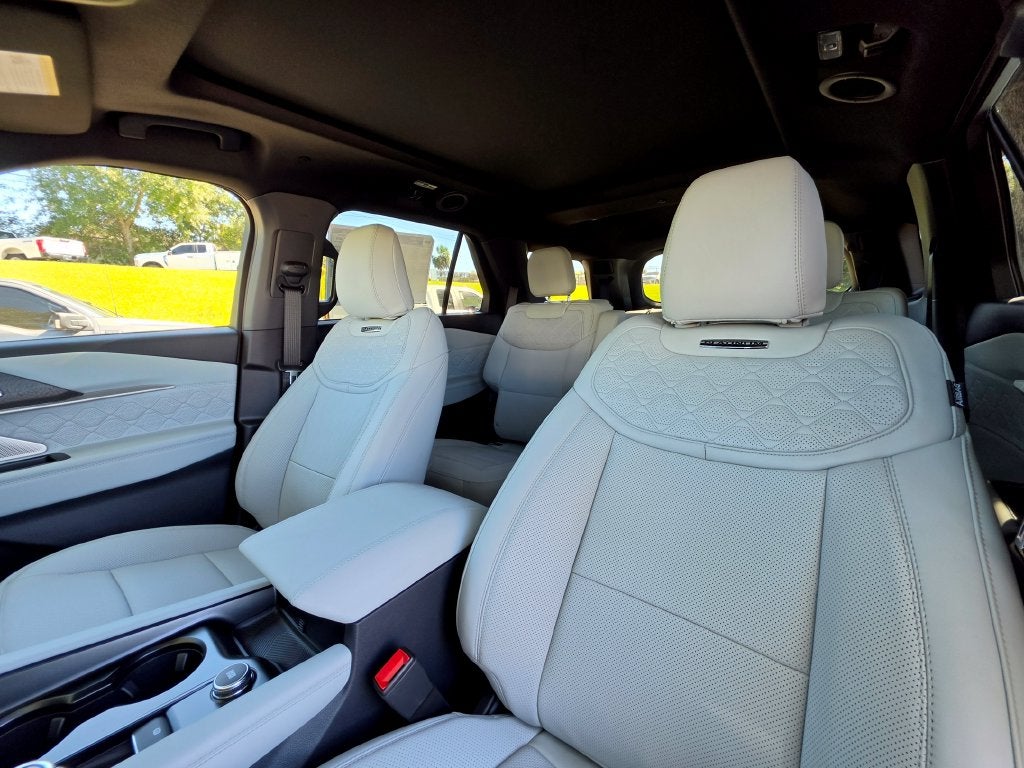 2027 Ford Explorer Platinum