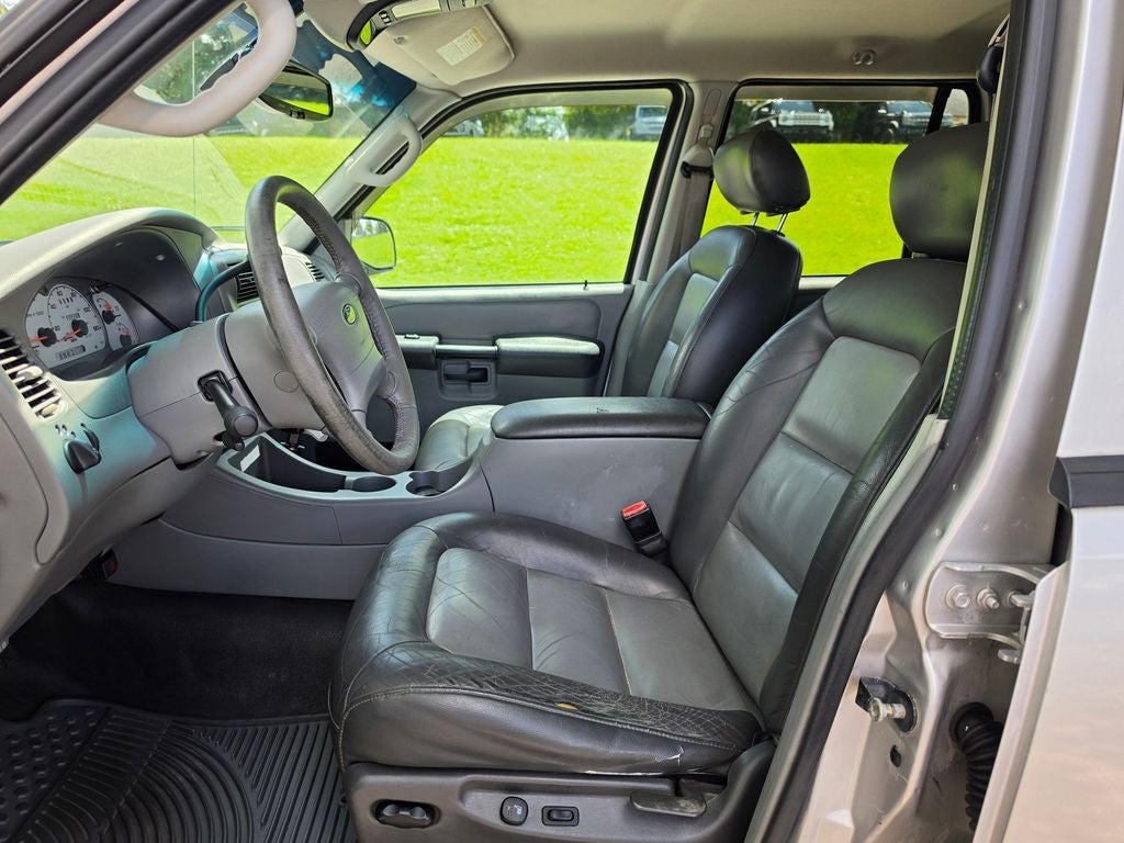 2003 Ford Explorer Sport Trac XLS