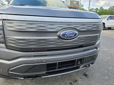 2023 Ford F-150 Lightning Lariat