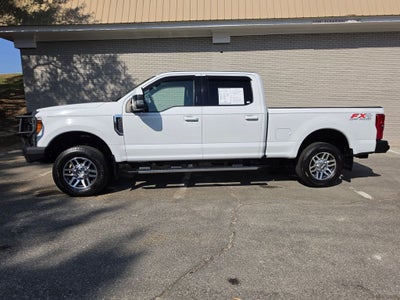2017 Ford F-250SD Lariat