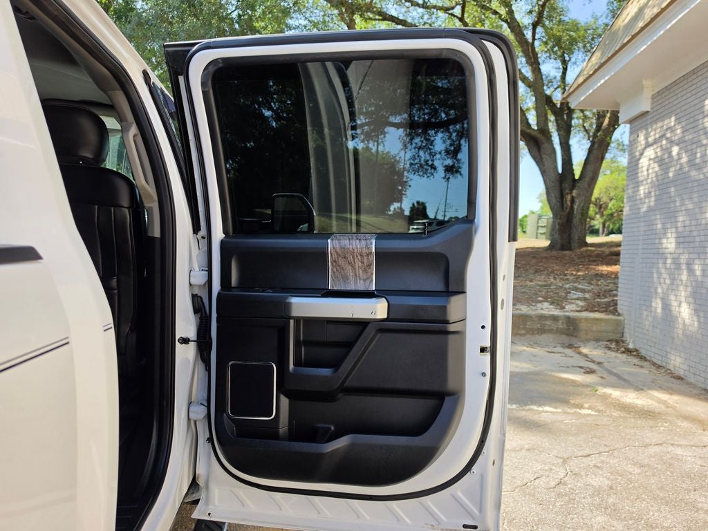 2017 Ford F-250SD Lariat