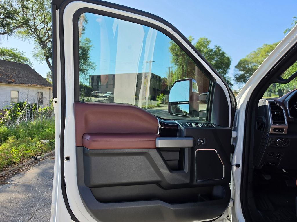 2022 Ford F-250SD Platinum