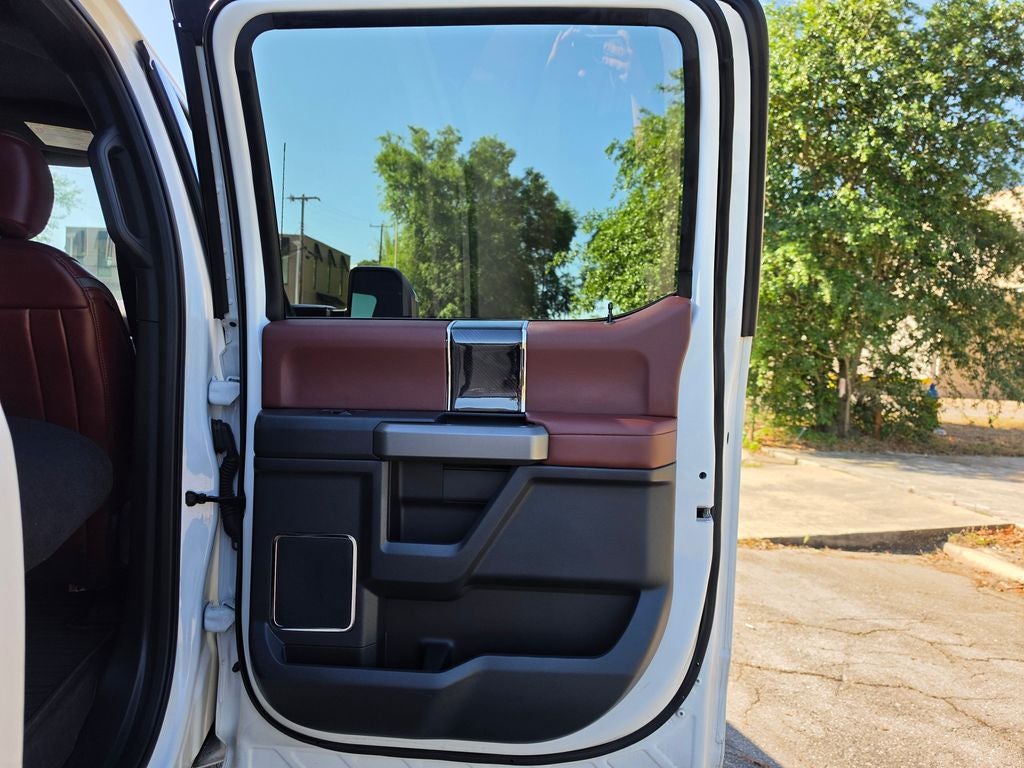 2022 Ford F-250SD Platinum