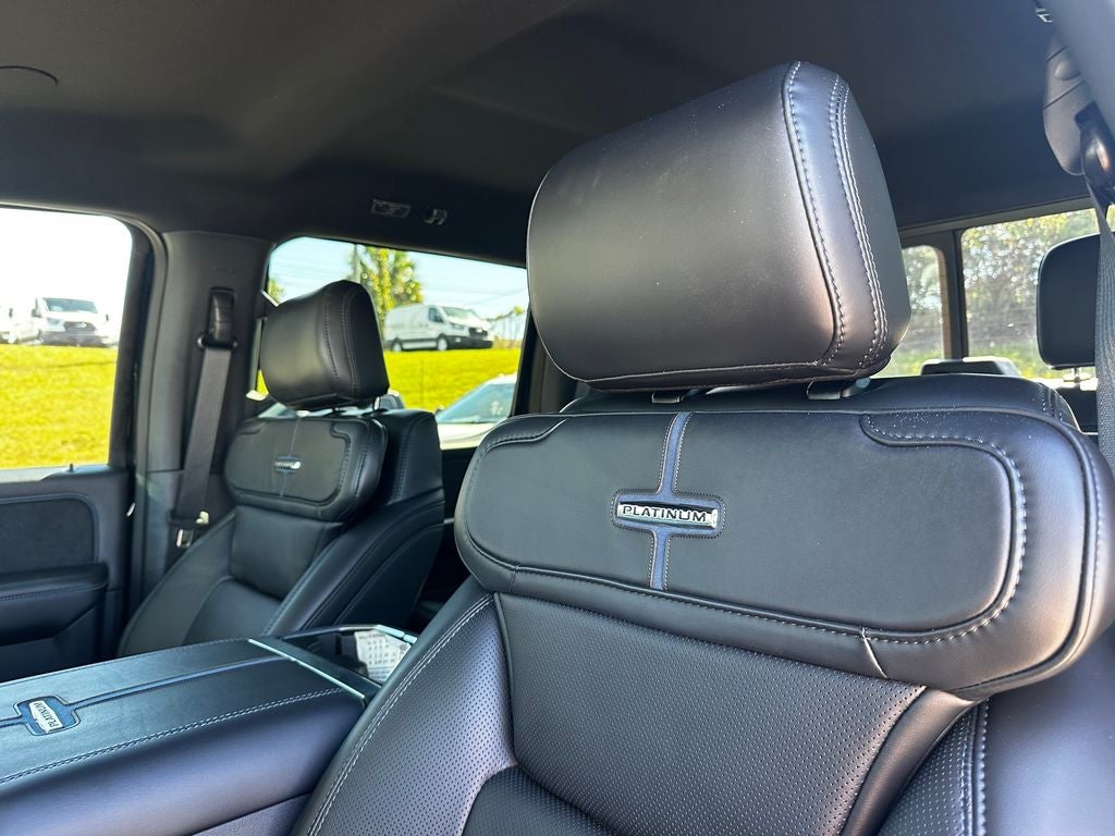 2025 Ford F-250SD Platinum
