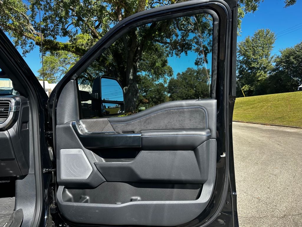 2025 Ford F-250SD Platinum