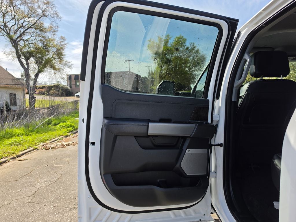 2025 Ford F-250SD Lariat