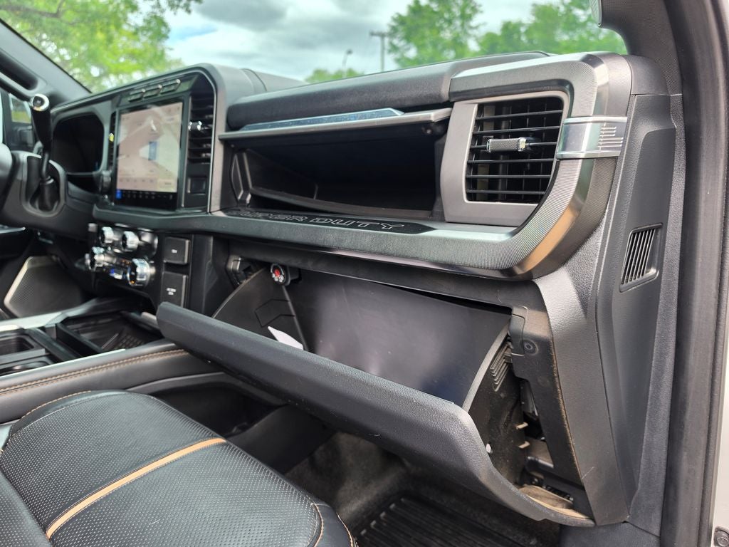 2024 Ford F-350SD Platinum