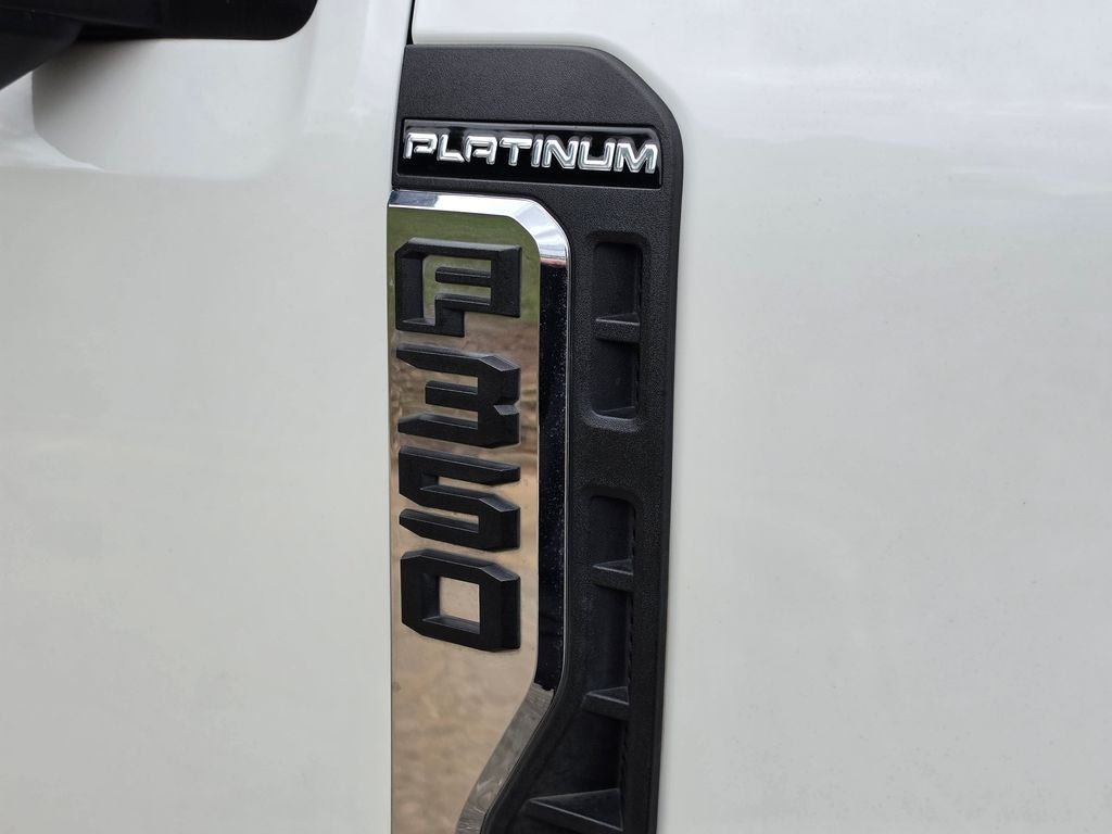 2024 Ford F-350SD Platinum