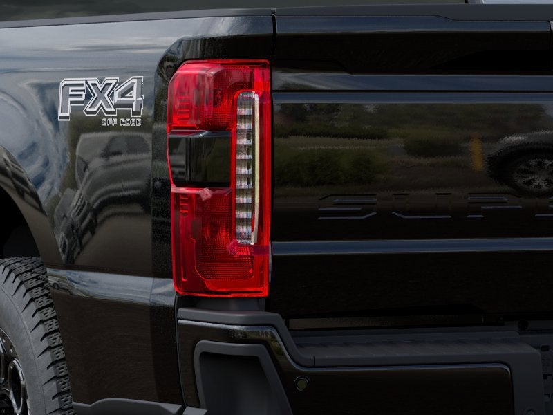 2027 Ford F-350SD F-350® Lariat®