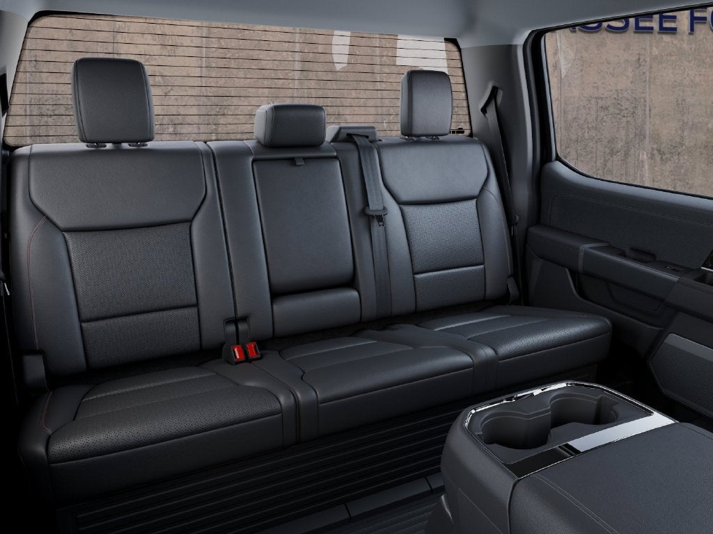 2027 Ford F-350SD Lariat