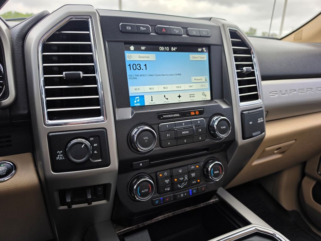 2017 Ford F-350SD Lariat