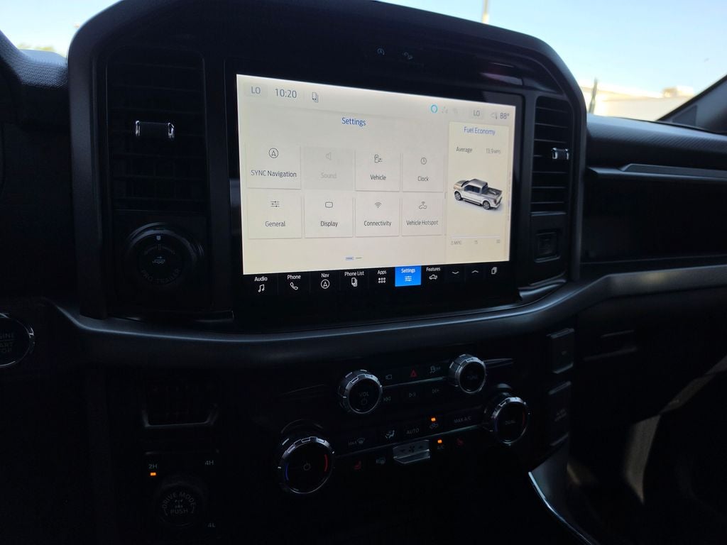 2026 Ford F-150 XLT Rough Country Lift