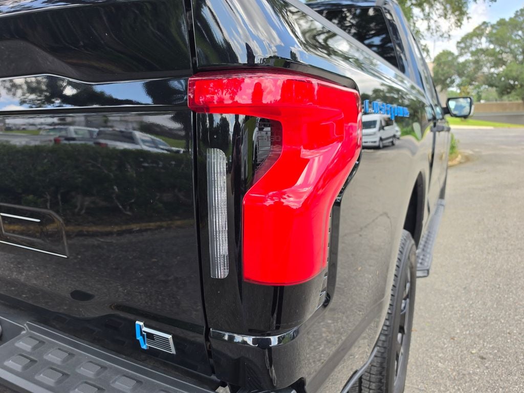 2023 Ford F-150 Lightning XLT