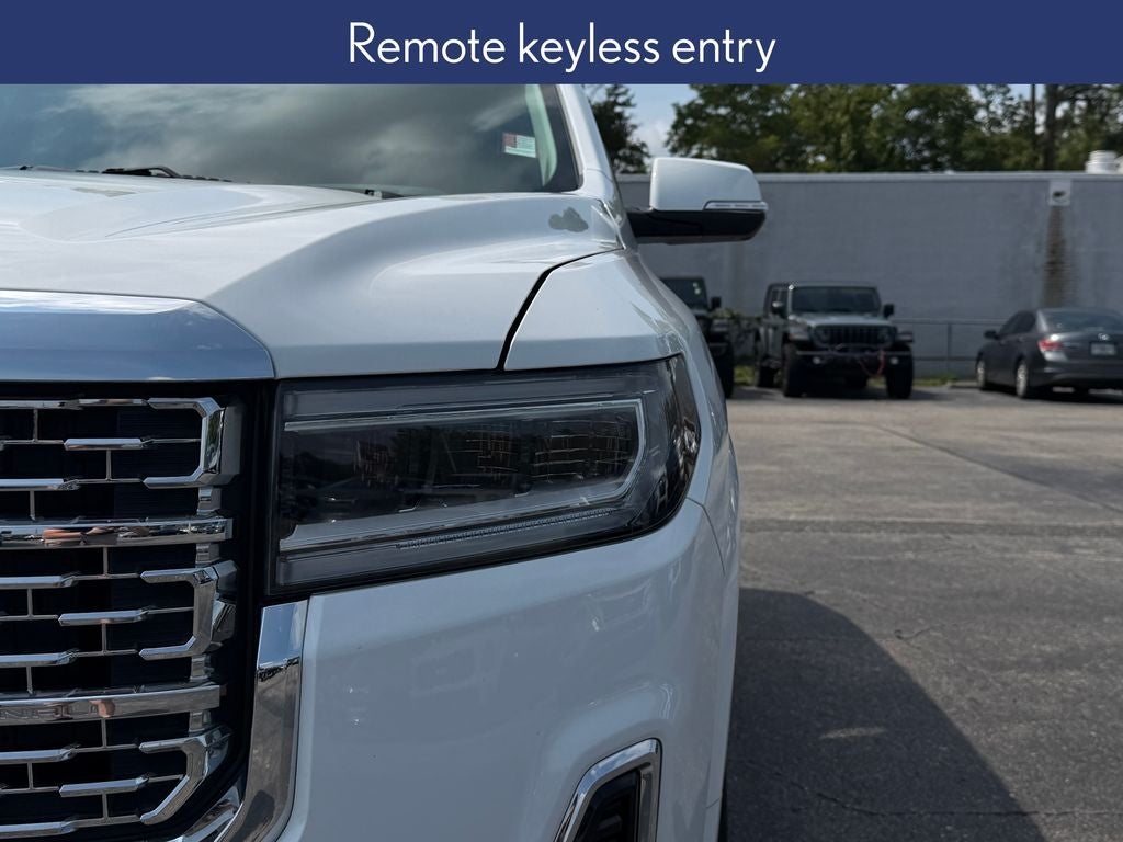 2023 GMC Acadia Denali