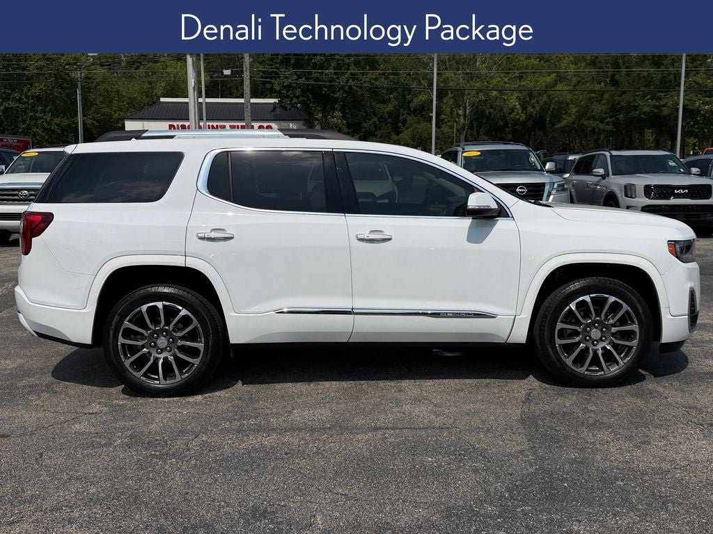 2023 GMC Acadia Denali
