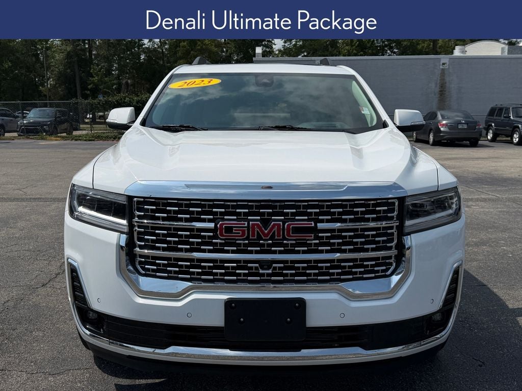 2023 GMC Acadia Denali