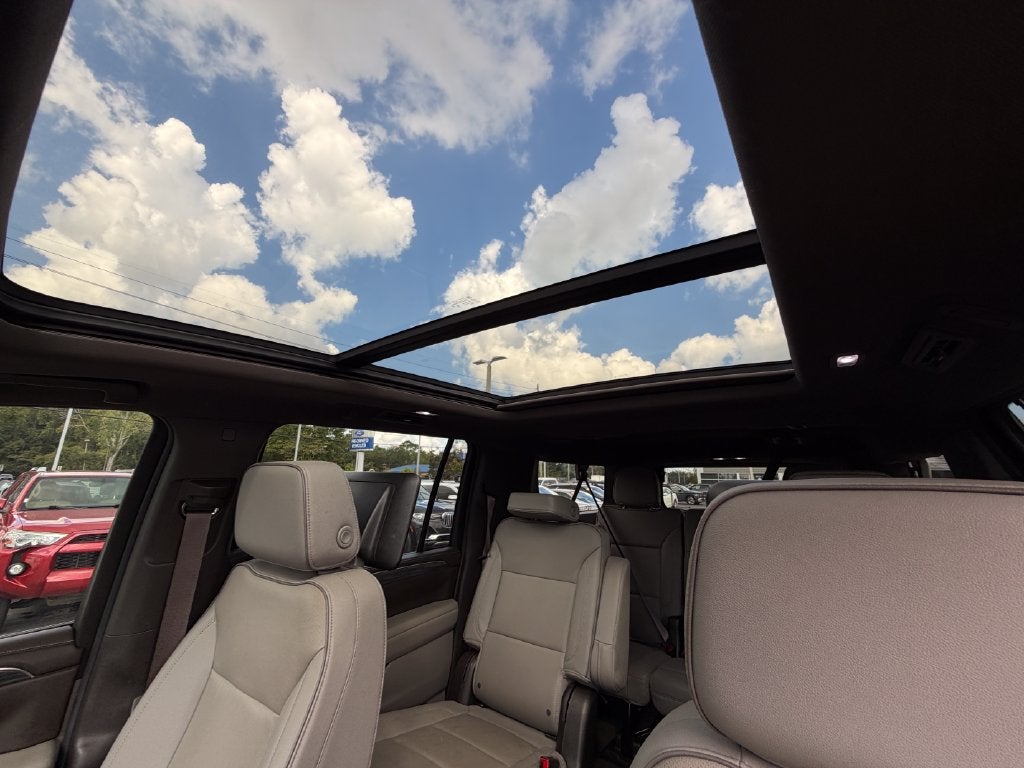 2023 GMC Yukon XL SLT