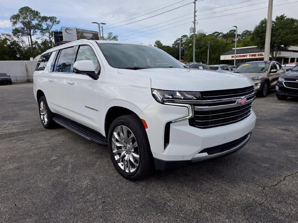 2022 Chevrolet Suburban LT