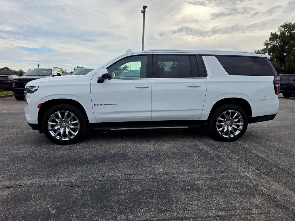 2022 Chevrolet Suburban LT