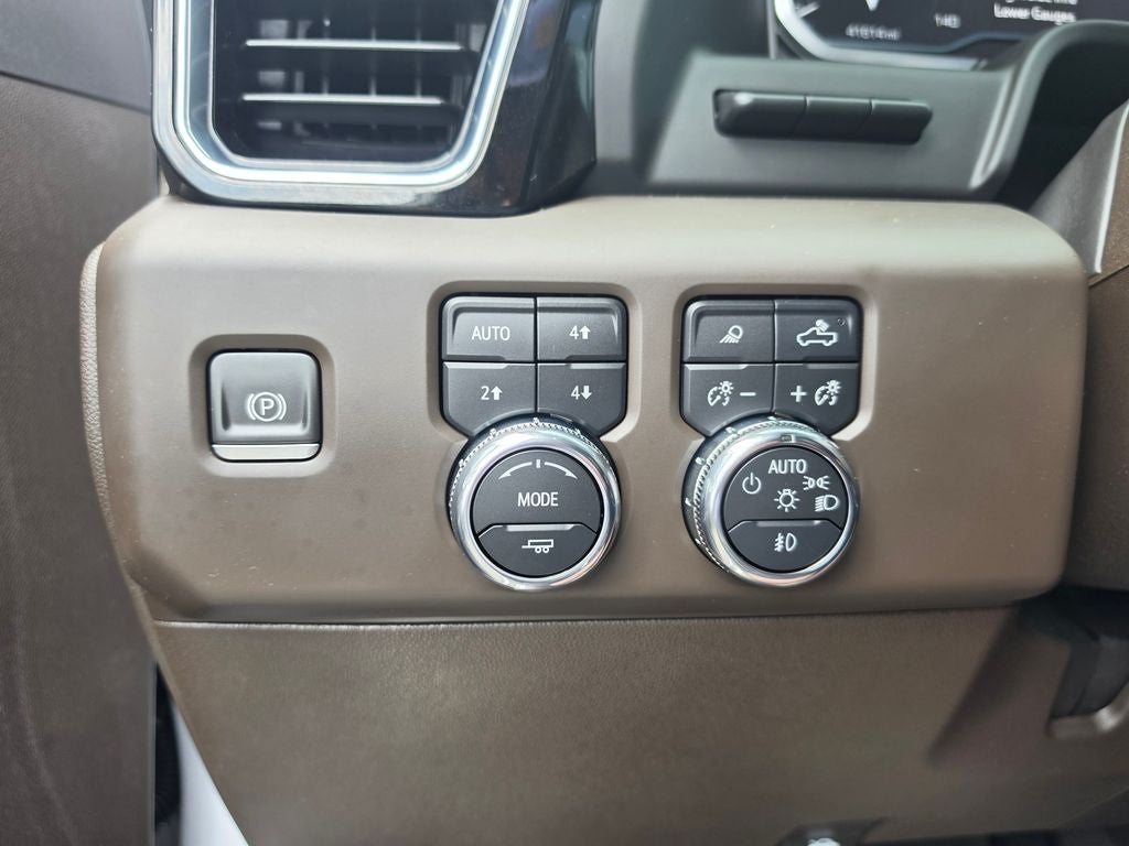 2024 GMC Sierra 2500HD Denali