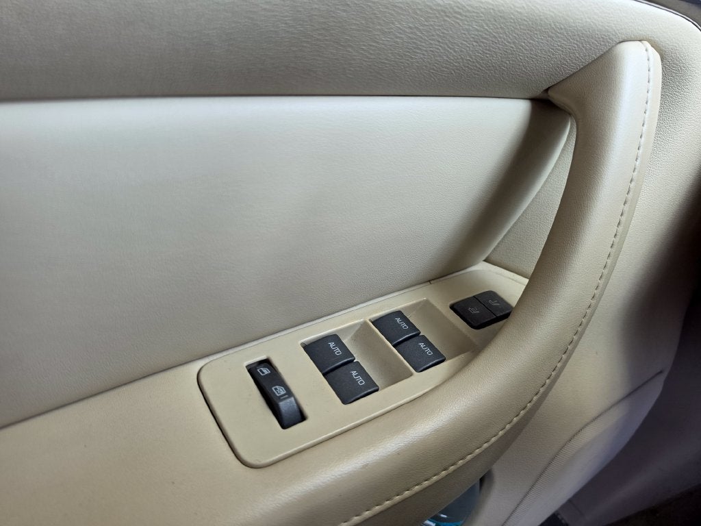 2009 Lincoln MKS Base